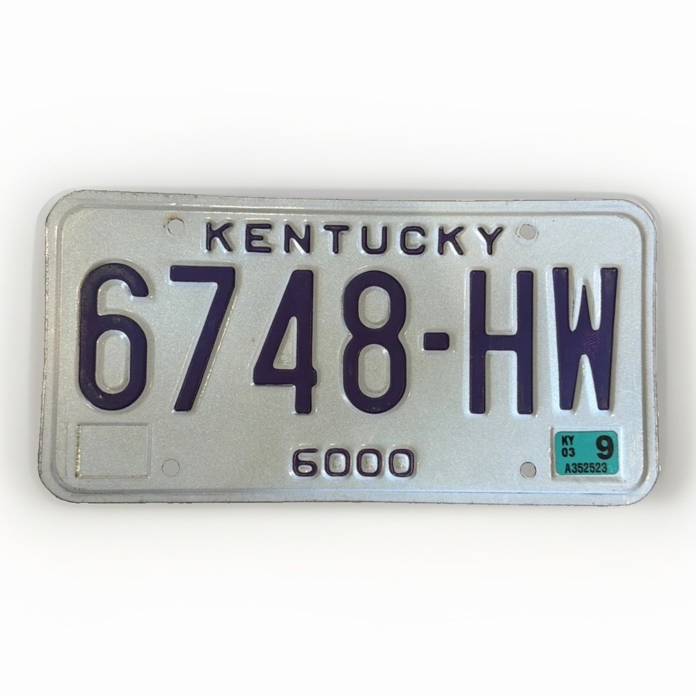 2003 Kentucky License Plate Commercial 6000  # 6748-HW